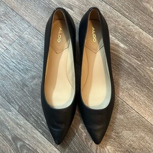 Aldo Flex Black Pointed Closed Toe Kitten Heels Pumps
